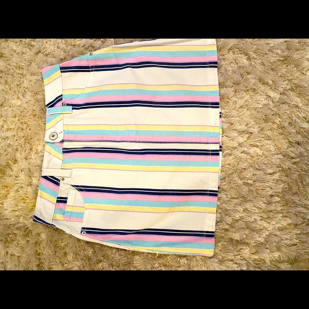 Skirt - size small